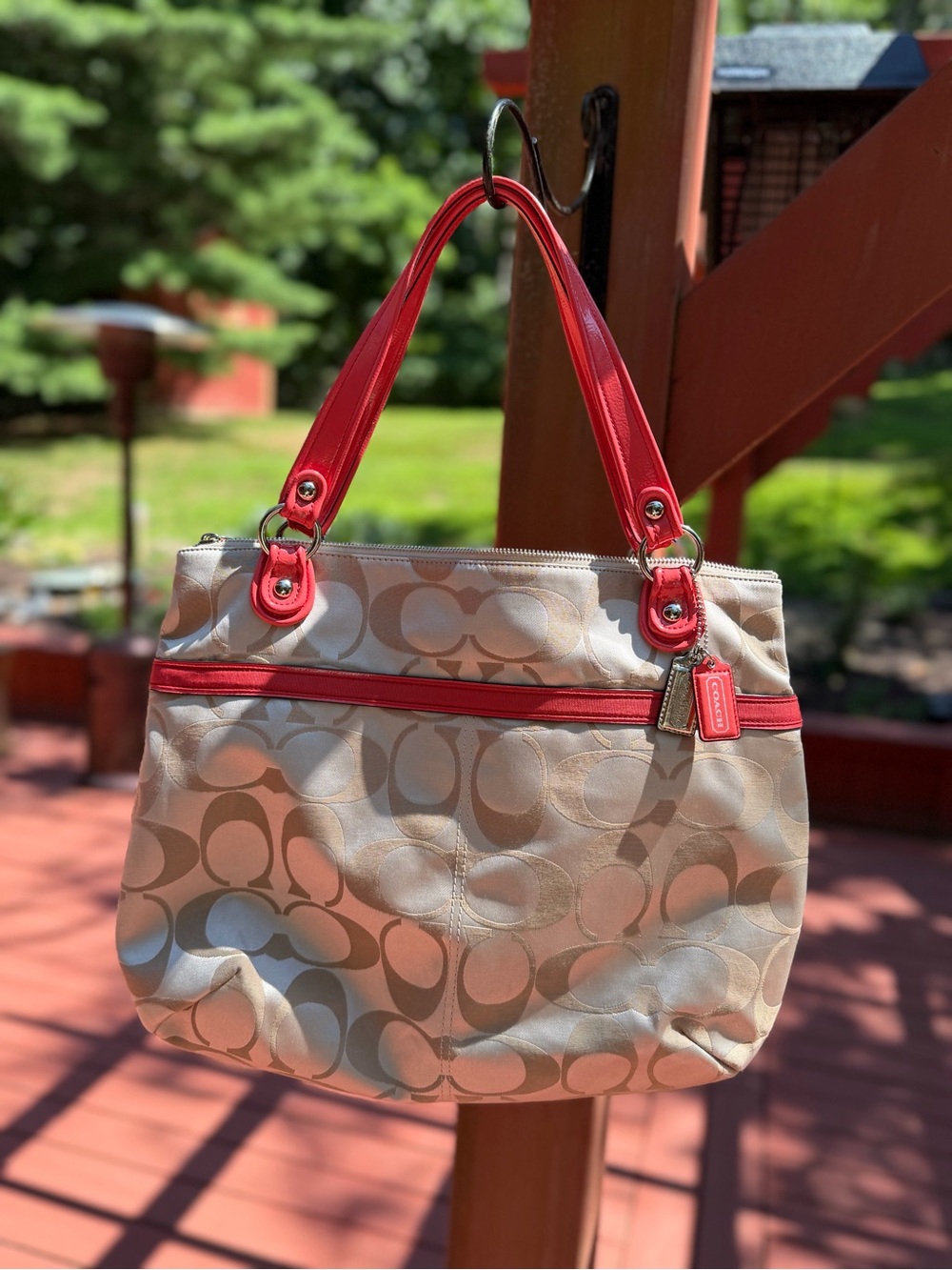 Coach Poppy Y2K Signature Glam Tote Taupe Beige Metallic Red Trim 2 Hangtags - Picture 2 of 13
